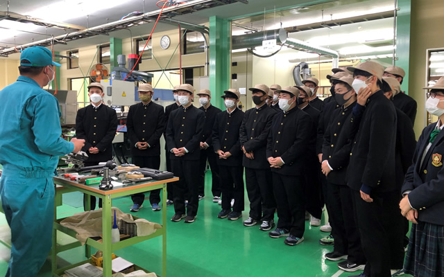 宮城県古川工業高校 機械科 2年生40名が見学で来社しました。